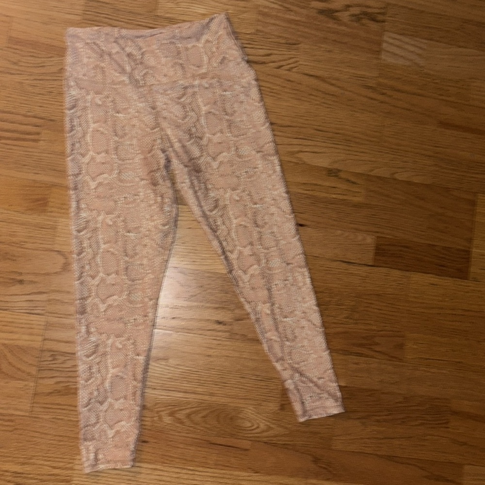 BCBG legging pants large snakeskin print womens size large - Picture 3 of 6